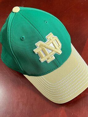 Mens Adidas Notre Dame V Army 50th Game NCAA Fitted Hat (Size S-M)
